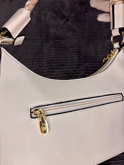 Bolso Hobo Estructurado para Mujer con Asa Trenzada y Detalles Dorados Modelo Brisa de Búzios
