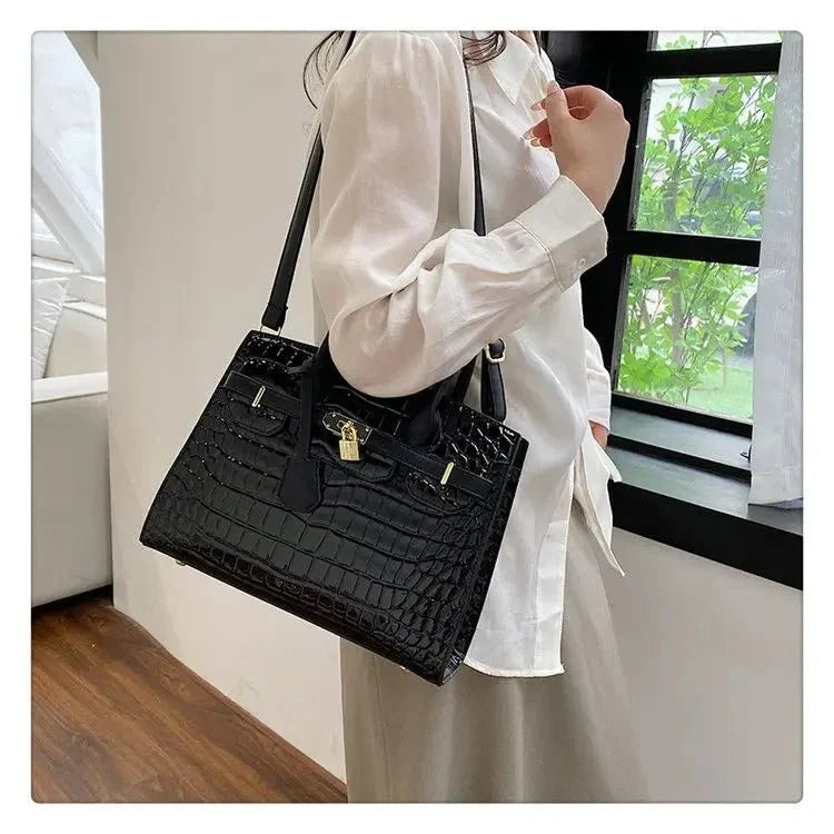 Bolso de Mujer en Piel Sintética Textura Croco Modelo Blinkin