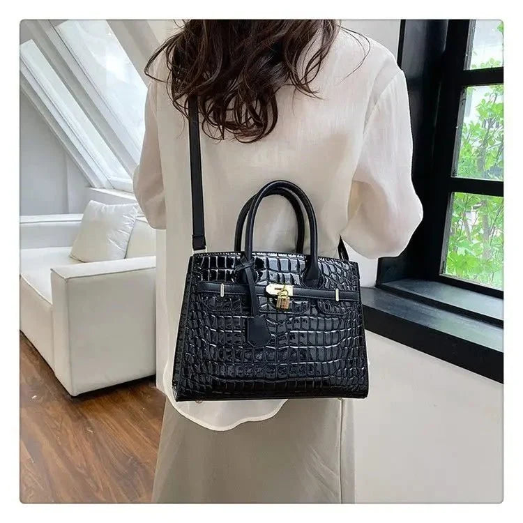 Bolso de Mujer en Piel Sintética Textura Croco Modelo Blinkin